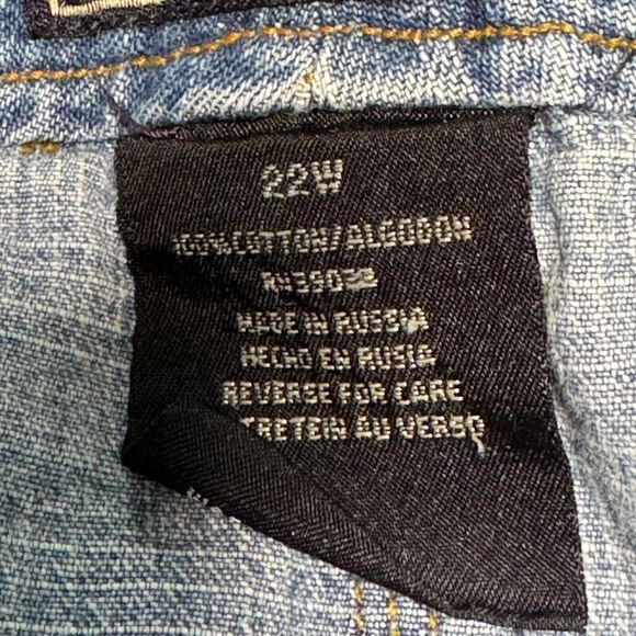 Route 66 Capri Womens 22W Blue Denim Button Fly Y2K Raw Hem Made in Russia Vntg - Picture 13 of 16